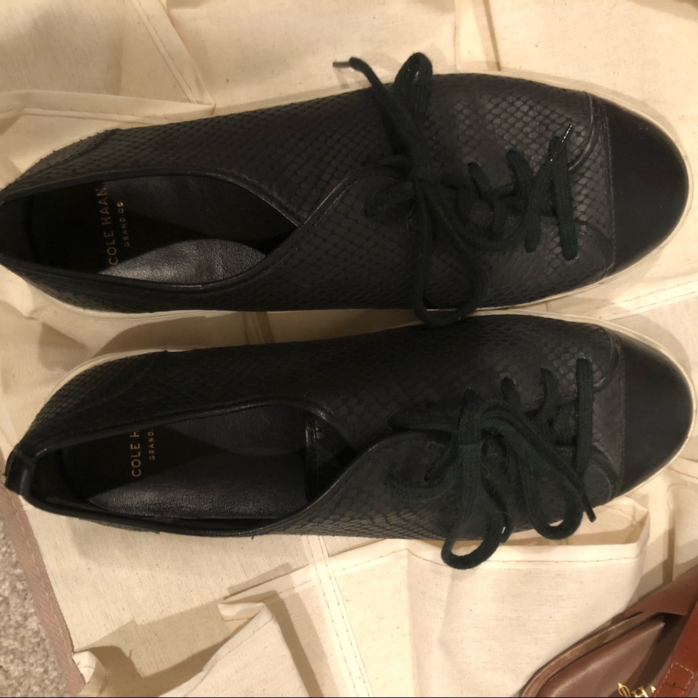 Cold Haan black sneakers Size 9